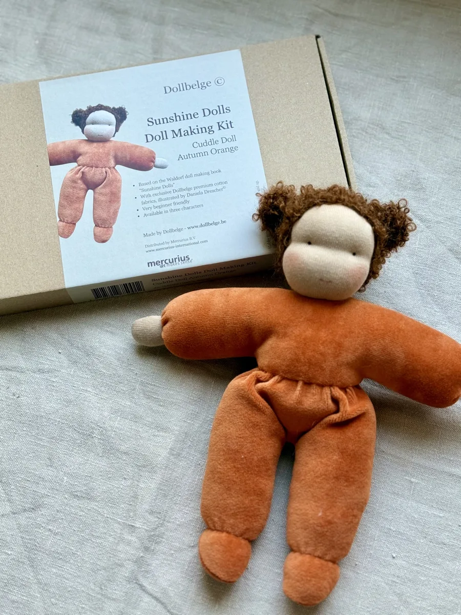 Dollbelge Sunshine nuku valmistamise komplekt – kaisunukk, sügisoranž