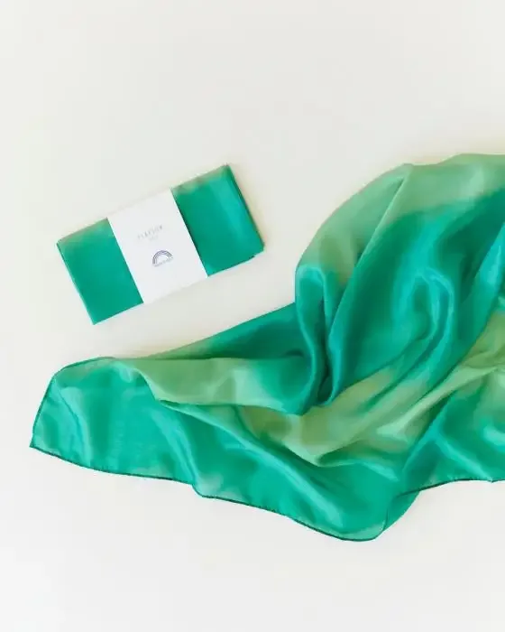 Sarah's Silks rotaļu zīds 90x90 cm - mežs